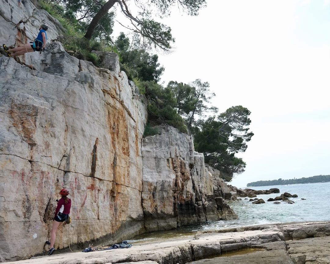 klettern-meer-rovinj-grafitti